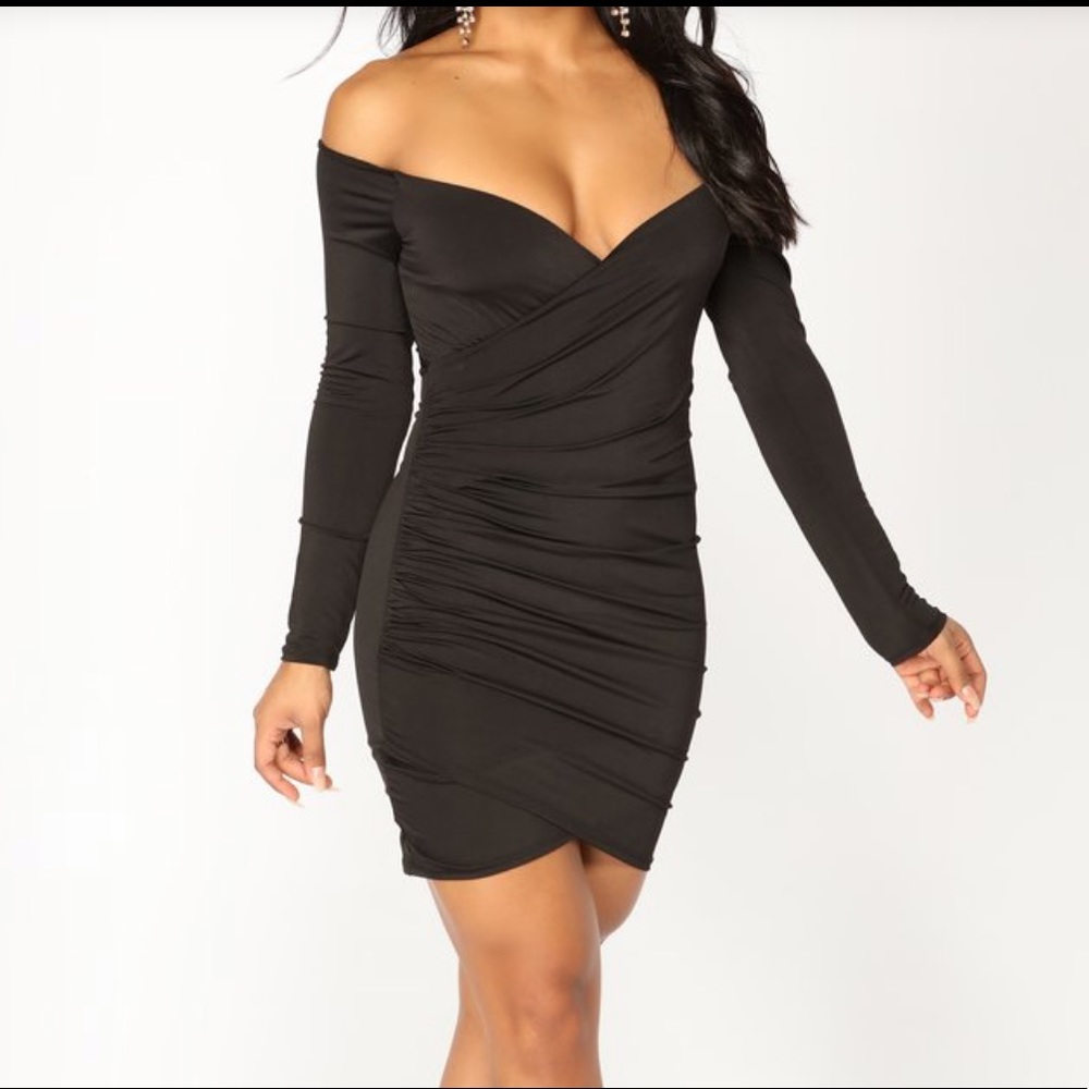 Off the shoulder dress RED